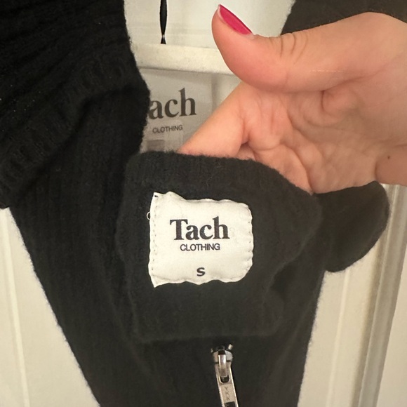 NWT TACH Morgana Knit Halter Top - Picture 5 of 8